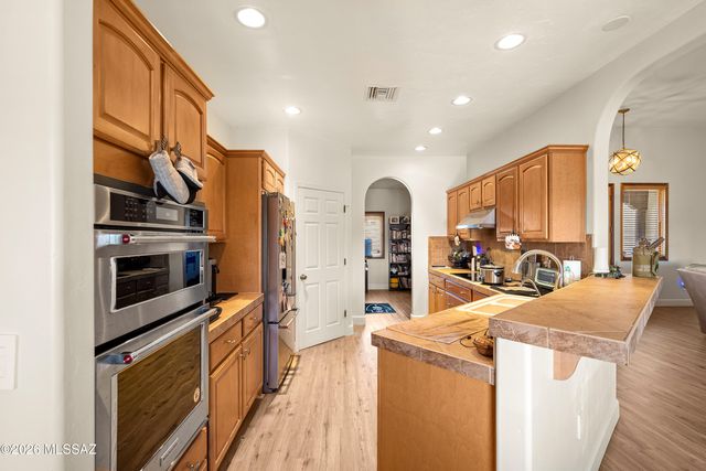 3790 E Tapia Drive, Vail, AZ 85641