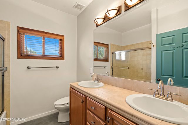 3790 E Tapia Drive, Vail, AZ 85641