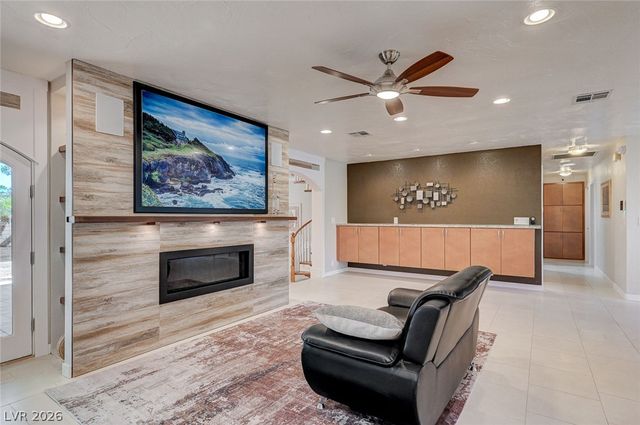 11 Pheasant Ridge Circle, Henderson, NV 89014
