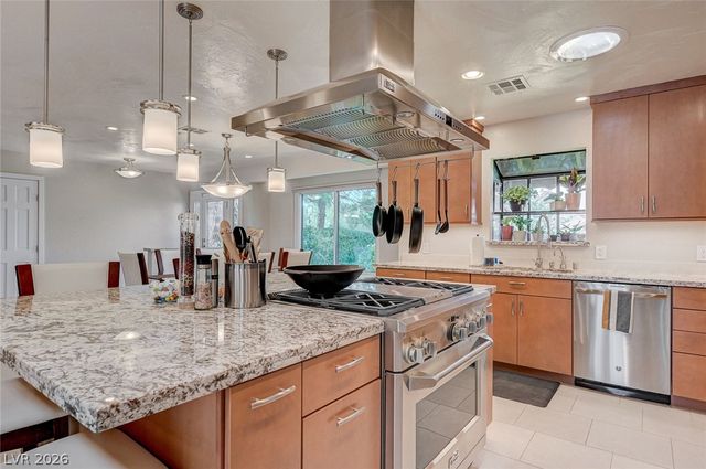 11 Pheasant Ridge Circle, Henderson, NV 89014