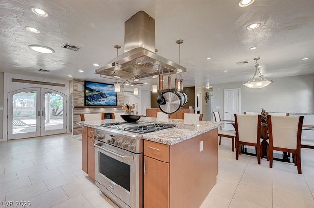 11 Pheasant Ridge Circle, Henderson, NV 89014