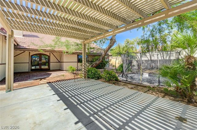 11 Pheasant Ridge Circle, Henderson, NV 89014