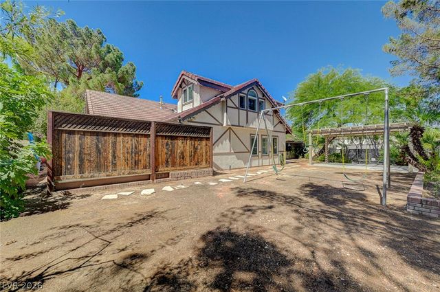11 Pheasant Ridge Circle, Henderson, NV 89014