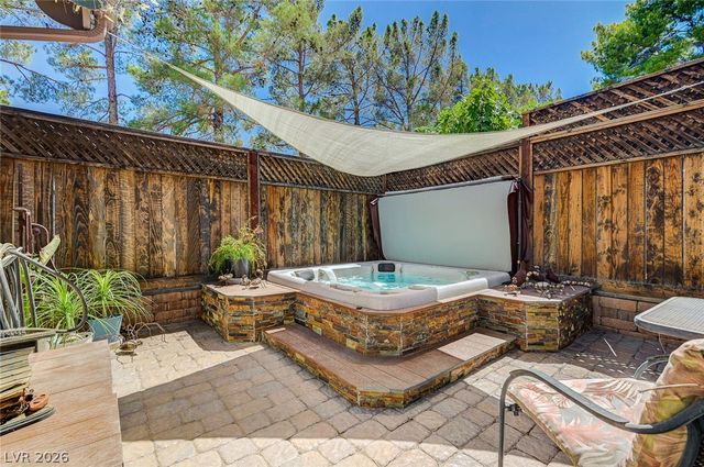 11 Pheasant Ridge Circle, Henderson, NV 89014