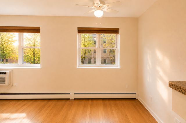 420 W Aldine Avenue 222, Chicago, IL 60657
