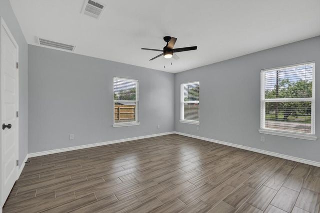 5063 Cedarside, San Marcos, TX 78666