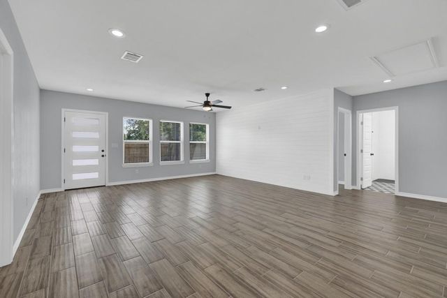 5063 Cedarside, San Marcos, TX 78666