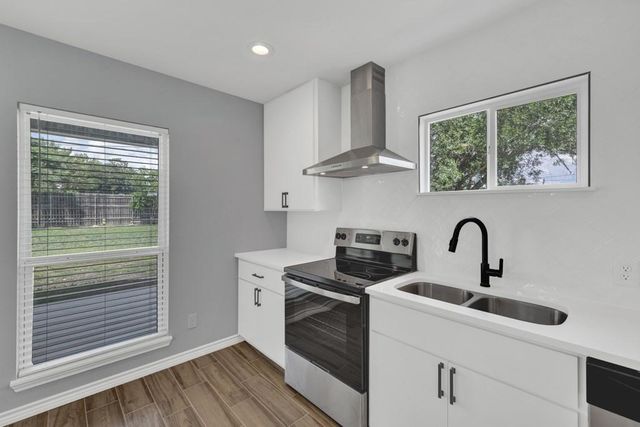5063 Cedarside, San Marcos, TX 78666