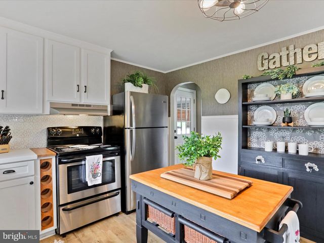 3781 WARM SPRING RD, Chambersburg, PA 17202