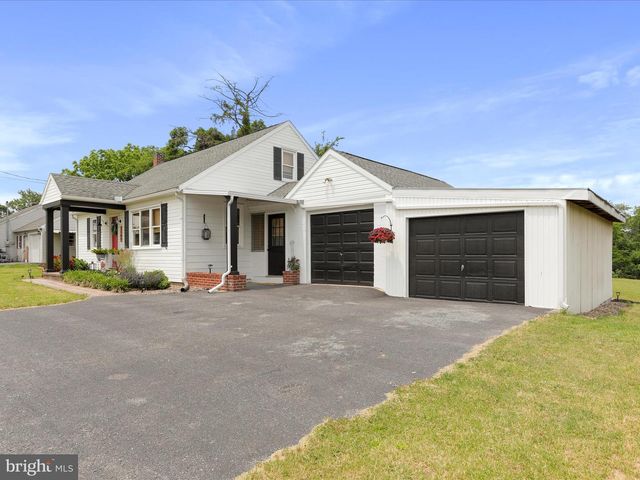 3781 WARM SPRING RD, Chambersburg, PA 17202