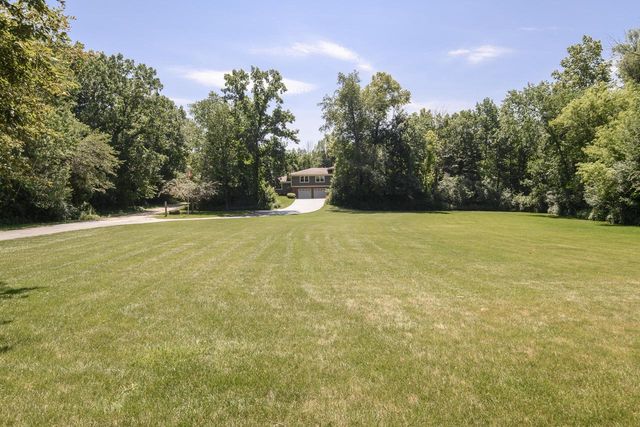 N93W24655 Bark ROAD, Colgate, WI 53017