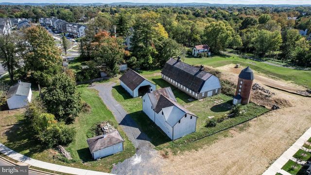 1776 ATLAS DR, Frederick, MD 21702