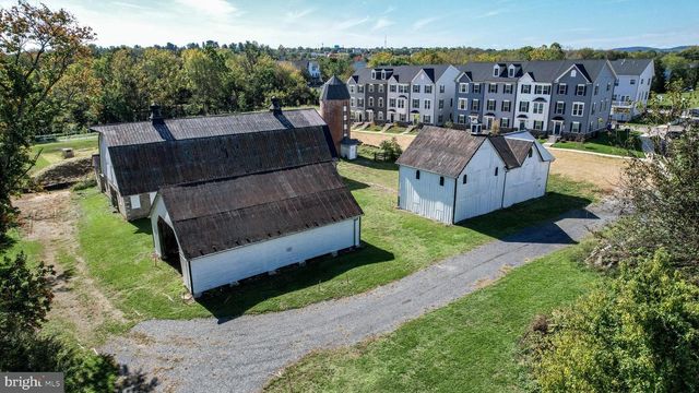 1776 ATLAS DR, Frederick, MD 21702