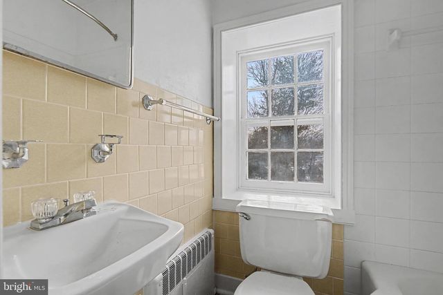 1776 ATLAS DR, Frederick, MD 21702