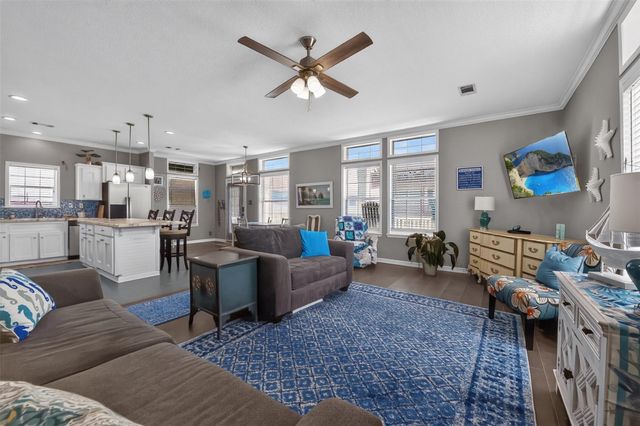 1978 Gulf Street, Crystal Beach, TX 77650