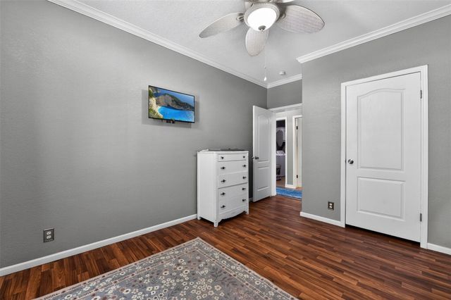 1978 Gulf Street, Crystal Beach, TX 77650