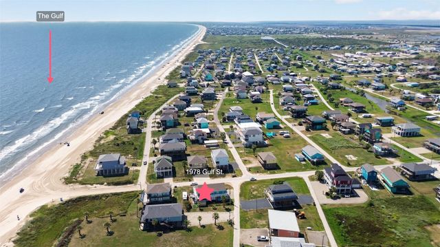 1978 Gulf Street, Crystal Beach, TX 77650