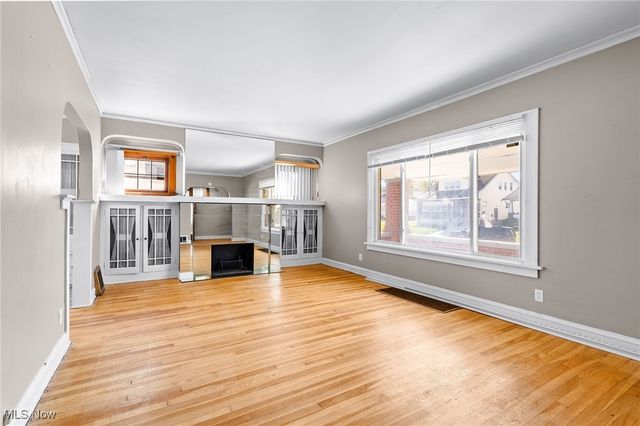 13501 Saybrook Avenue, Garfield Heights, OH 44105