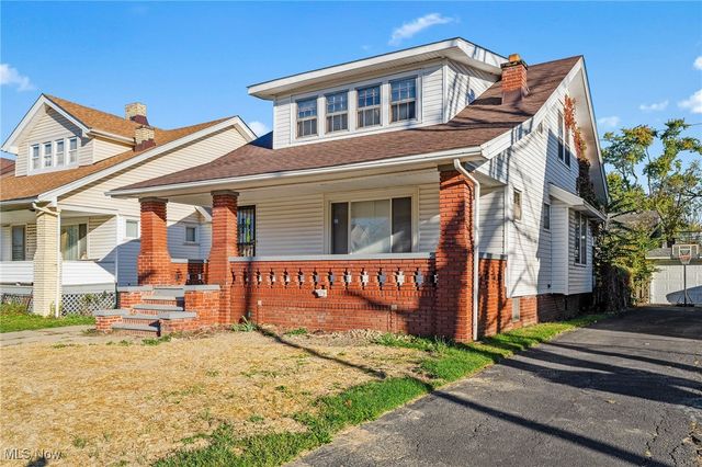 13501 Saybrook Avenue, Garfield Heights, OH 44105