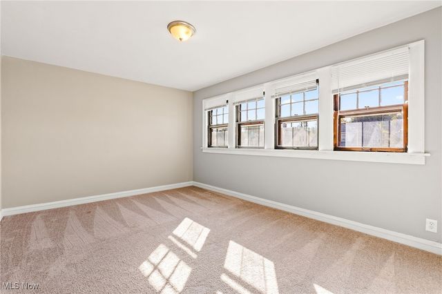 13501 Saybrook Avenue, Garfield Heights, OH 44105