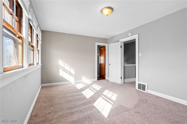 13501 Saybrook Avenue, Garfield Heights, OH 44105