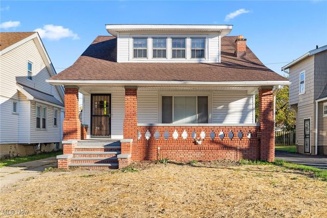 13501 Saybrook Avenue, Garfield Heights, OH 44105