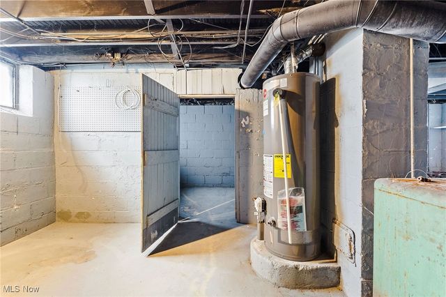 13501 Saybrook Avenue, Garfield Heights, OH 44105