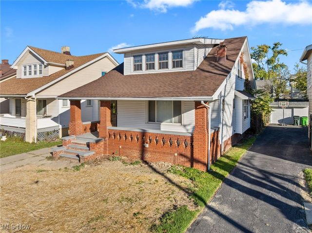 13501 Saybrook Avenue, Garfield Heights, OH 44105