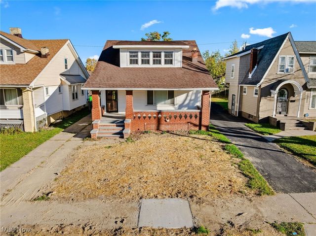 13501 Saybrook Avenue, Garfield Heights, OH 44105