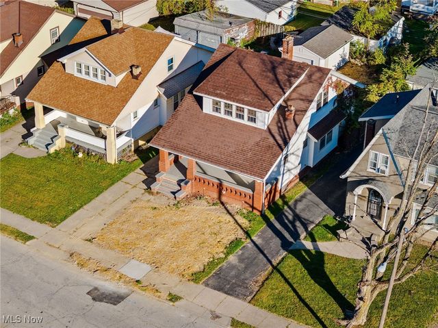 13501 Saybrook Avenue, Garfield Heights, OH 44105