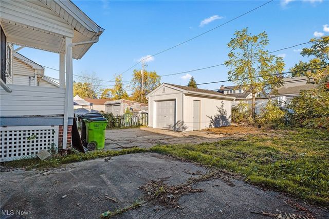 13501 Saybrook Avenue, Garfield Heights, OH 44105