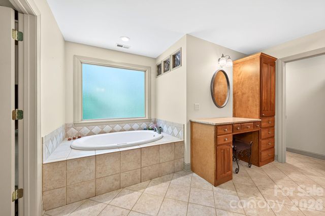 25 Whitaker View Road, Fairview, NC 28730