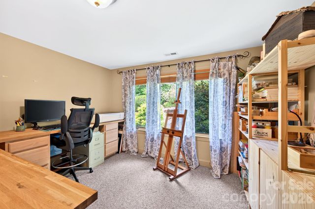 25 Whitaker View Road, Fairview, NC 28730
