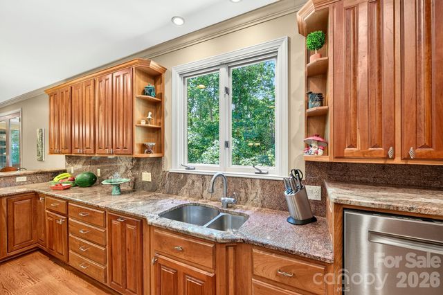 25 Whitaker View Road, Fairview, NC 28730