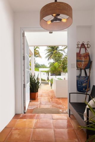 296 BRAVOS DE BOSTON, Vieques, PR 00765