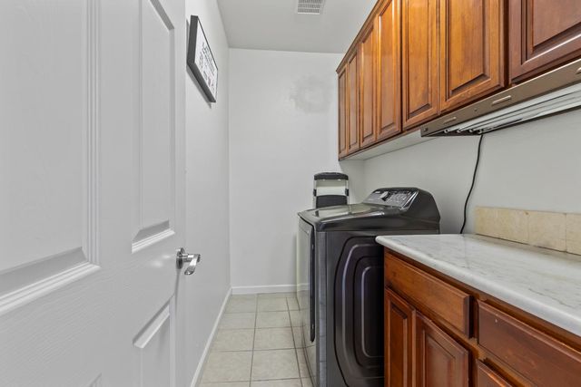 2000 Nita Alexander Ct, Modesto, CA 95358