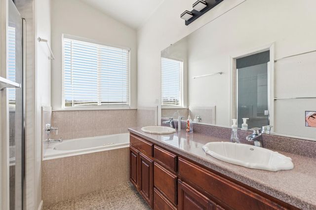 2000 Nita Alexander Ct, Modesto, CA 95358