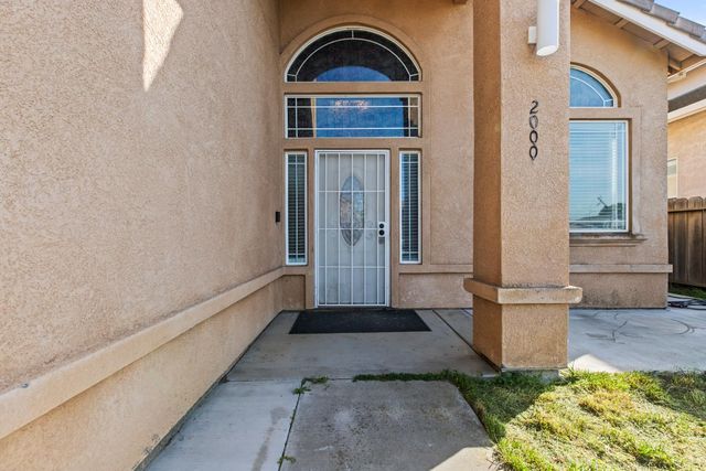 2000 Nita Alexander Ct, Modesto, CA 95358