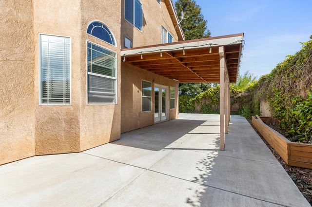 2000 Nita Alexander Ct, Modesto, CA 95358