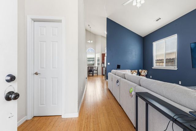 2000 Nita Alexander Ct, Modesto, CA 95358