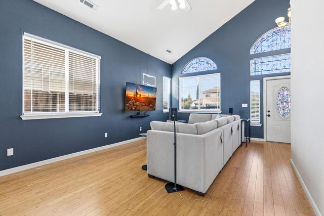 2000 Nita Alexander Ct, Modesto, CA 95358