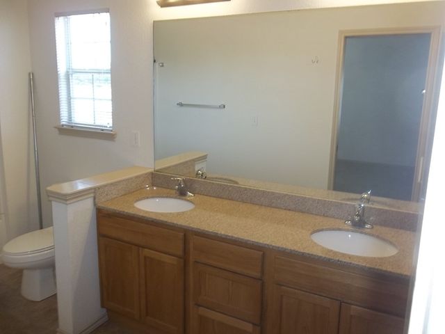 2318 C Sailing Way, Kerrville, TX 78028