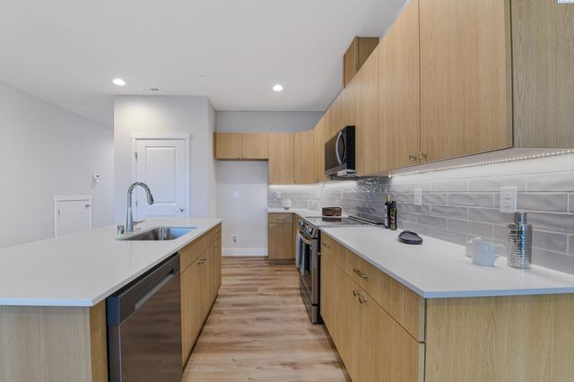 4533 Road 114, Pasco, WA 99301