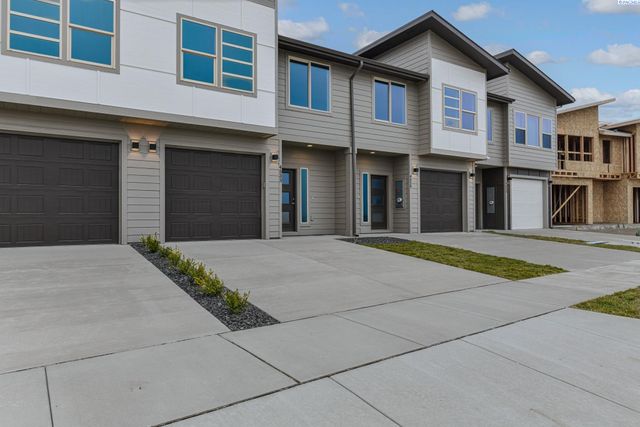 4533 Road 114, Pasco, WA 99301