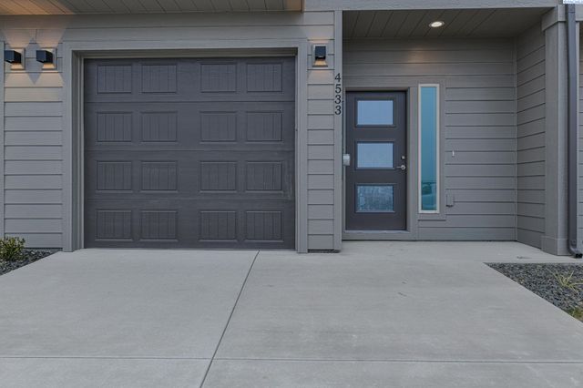 4533 Road 114, Pasco, WA 99301