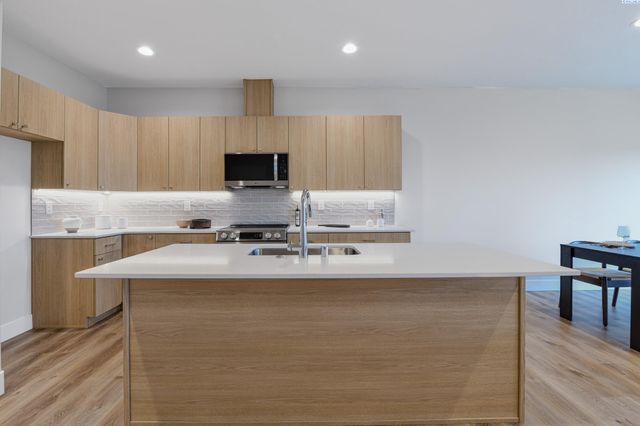 4533 Road 114, Pasco, WA 99301