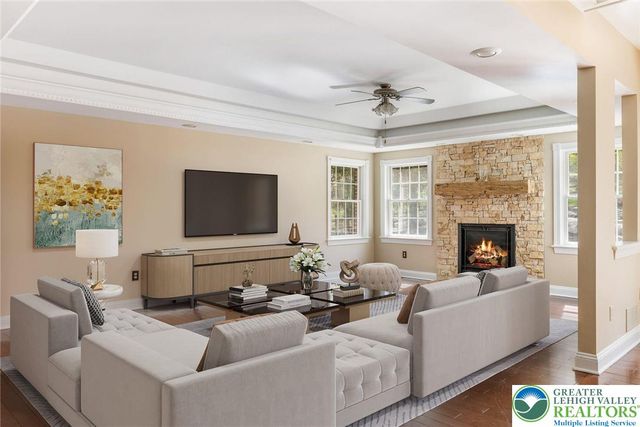 5572 Northwood Drive, Upper Saucon Twp, PA 18034