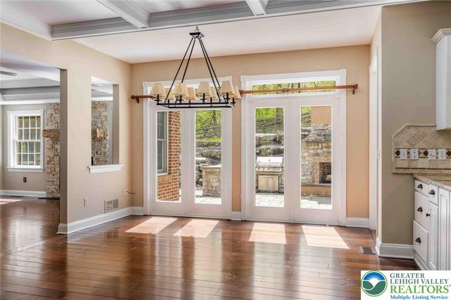 5572 Northwood Drive, Upper Saucon Twp, PA 18034