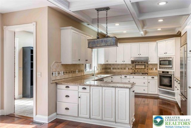 5572 Northwood Drive, Upper Saucon Twp, PA 18034