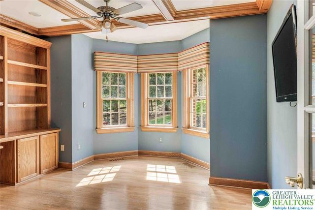 5572 Northwood Drive, Upper Saucon Twp, PA 18034